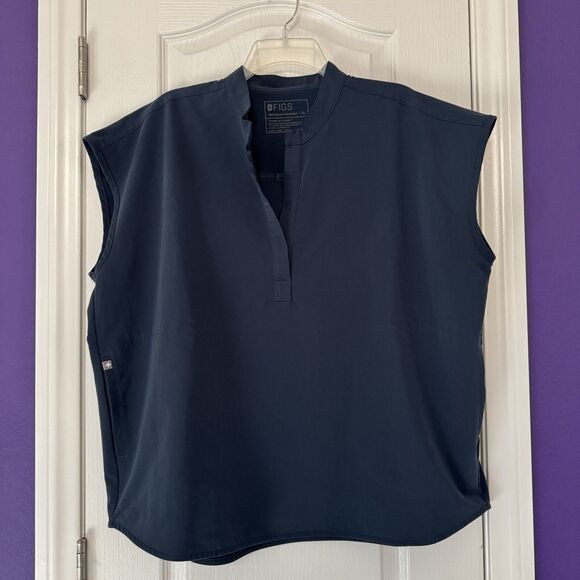 FIGS Rafaela Oversized Scrub Top WXXSW1003 Dark Harbor Women's Size XL - Picture 2 of 7